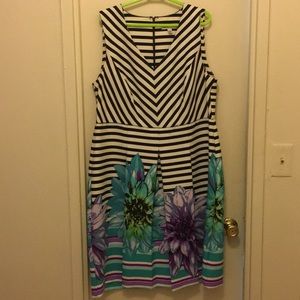 Women’s dress